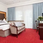 Wittelsbacher Hof 4*