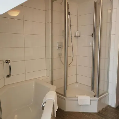 Wittelsbacher Hof Отель 4*
