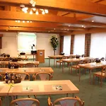 Wittelsbacher Hof אוברסטדורף