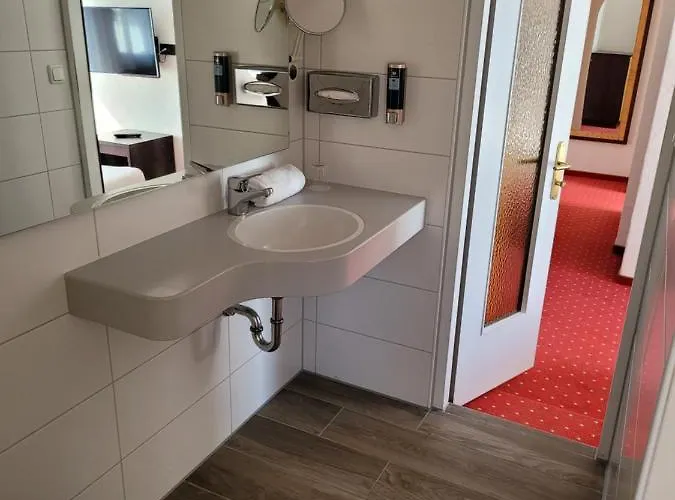 فندق Wittelsbacher Hof 4*
