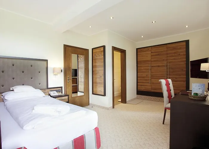 فندق Wittelsbacher Hof 4*